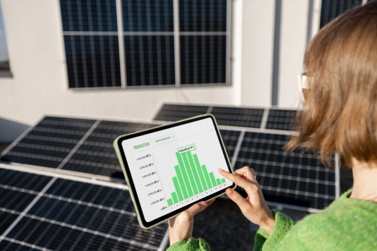The Definitive Guide to Smart Energy Monitors: Technology, ROI